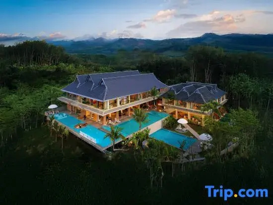 Three-color Yunhe B&B (Xishuangbanna Jinghong Mengxi Big Buddha Temple Manhona Branch)