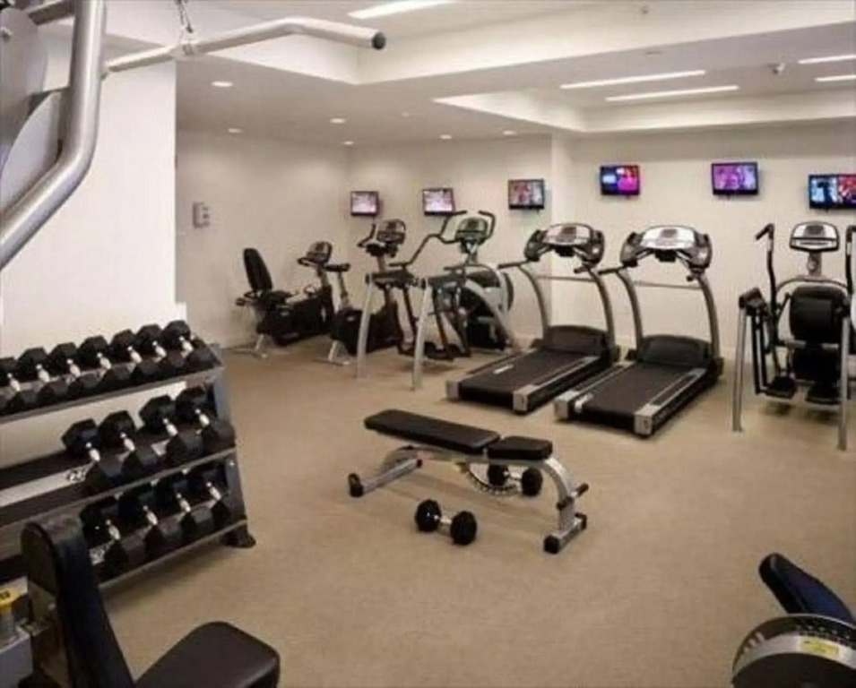 Global Luxury Suites at Kenmore Square