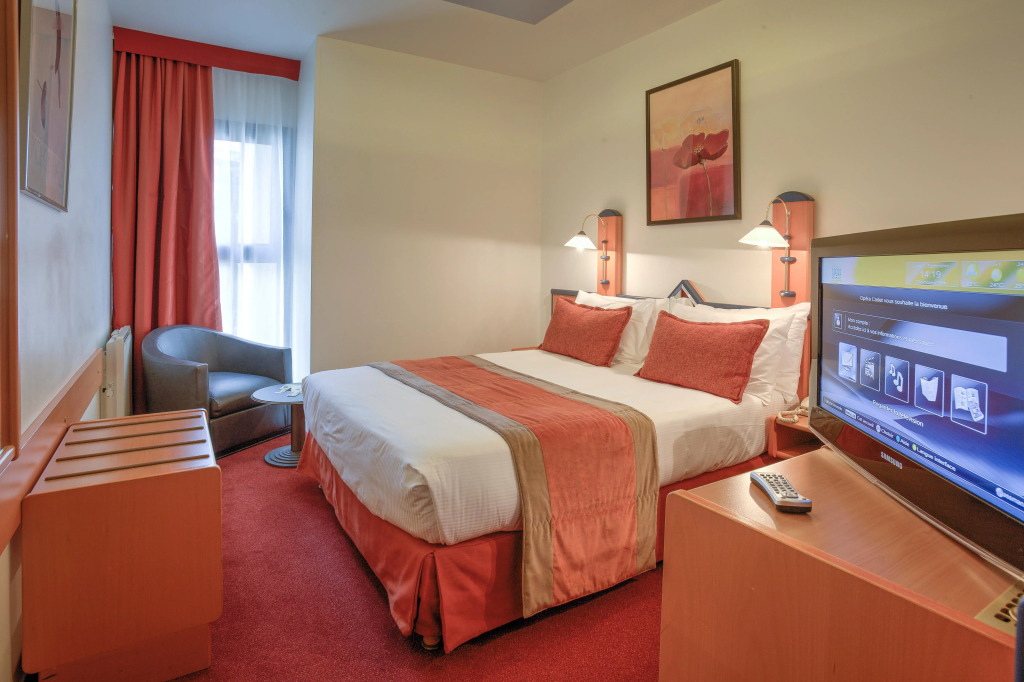 Opera Cadet Hotel