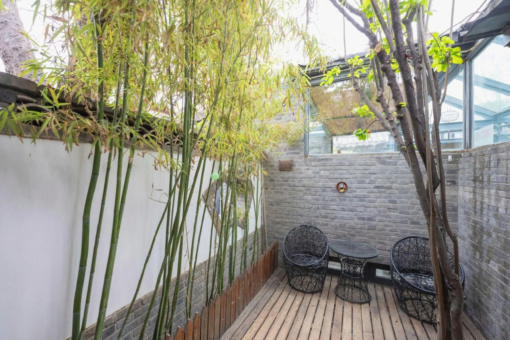 Old Beijing Square Hotel