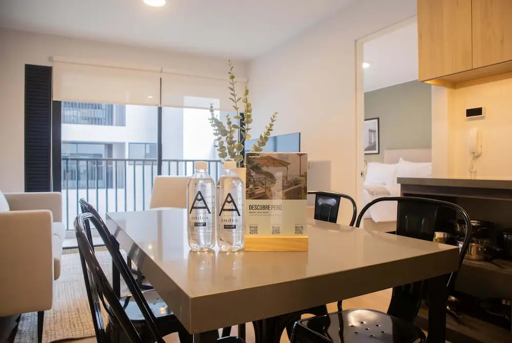 w Peaceful 1BR w/ Perfect Balcony in Miraflores