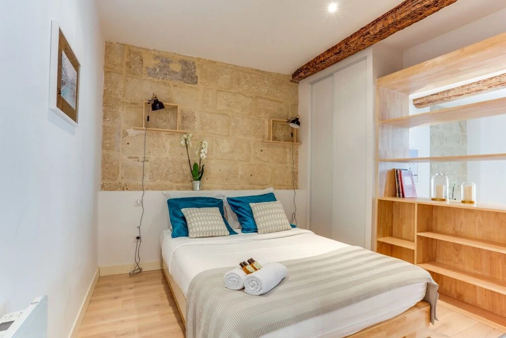 Beautiful 1 Bedroom Historic Center