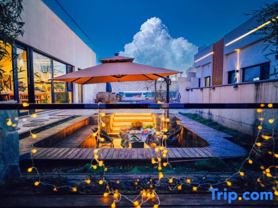 LuoLanXiao ZhuSpacious;PanoramicMountain Views; Designer Garden Boutique Inn