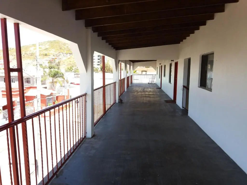 Adanesne Apartments