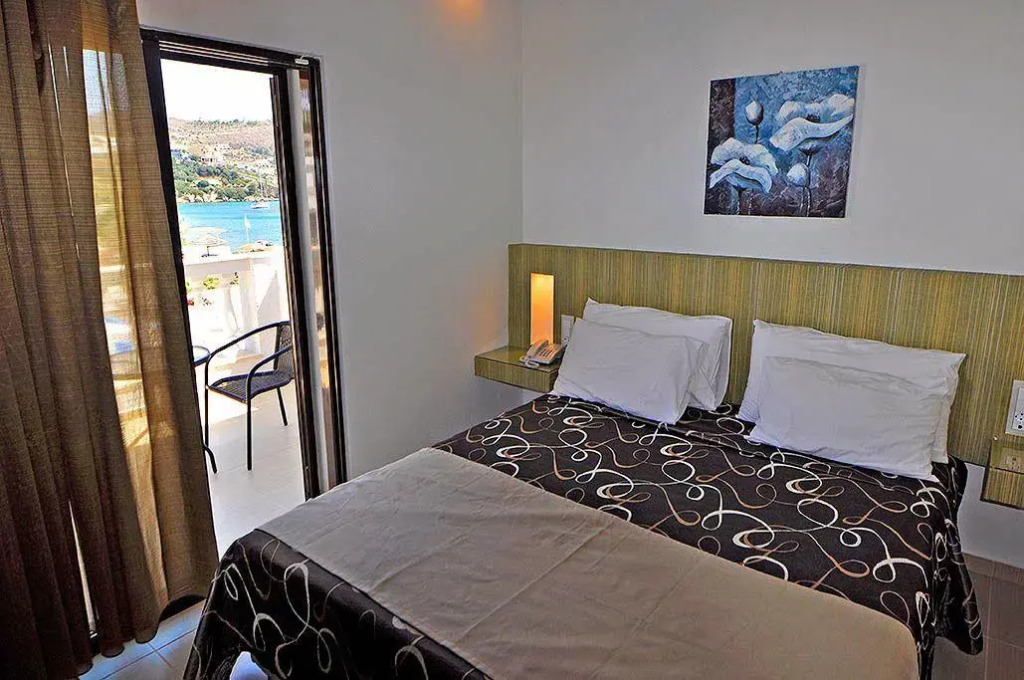 Tonys Beach Hotel