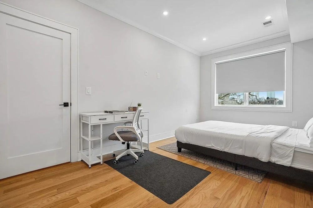 Modern 4BR 2.5BA Duplex For NYC