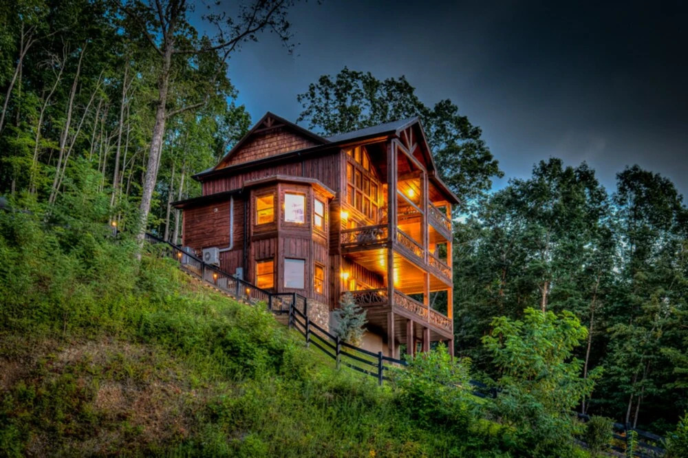 Rocknview Lodge by Escape to Blue Ridge