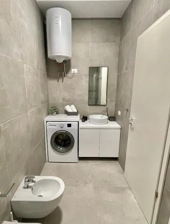 Fancy Apartment 21