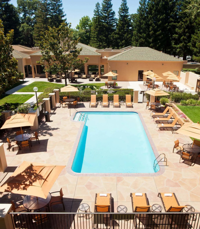 Courtyard Sacramento Airport Natomas