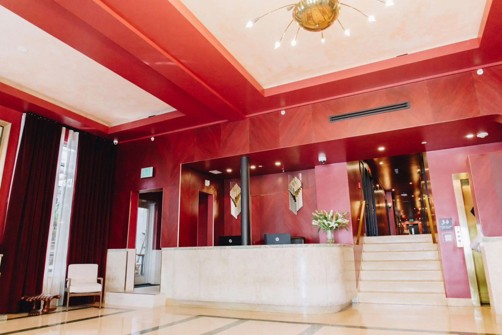Crest Hotel Suites