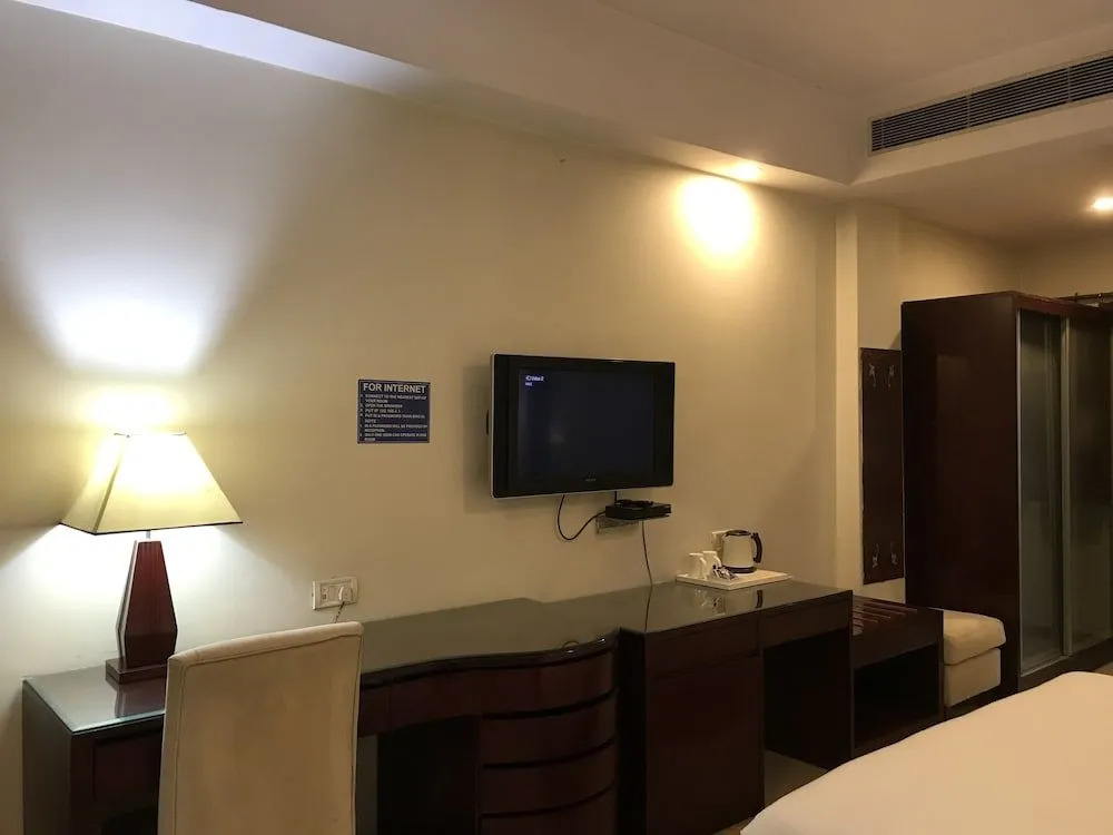Delite Sarovar Portico Faridabad