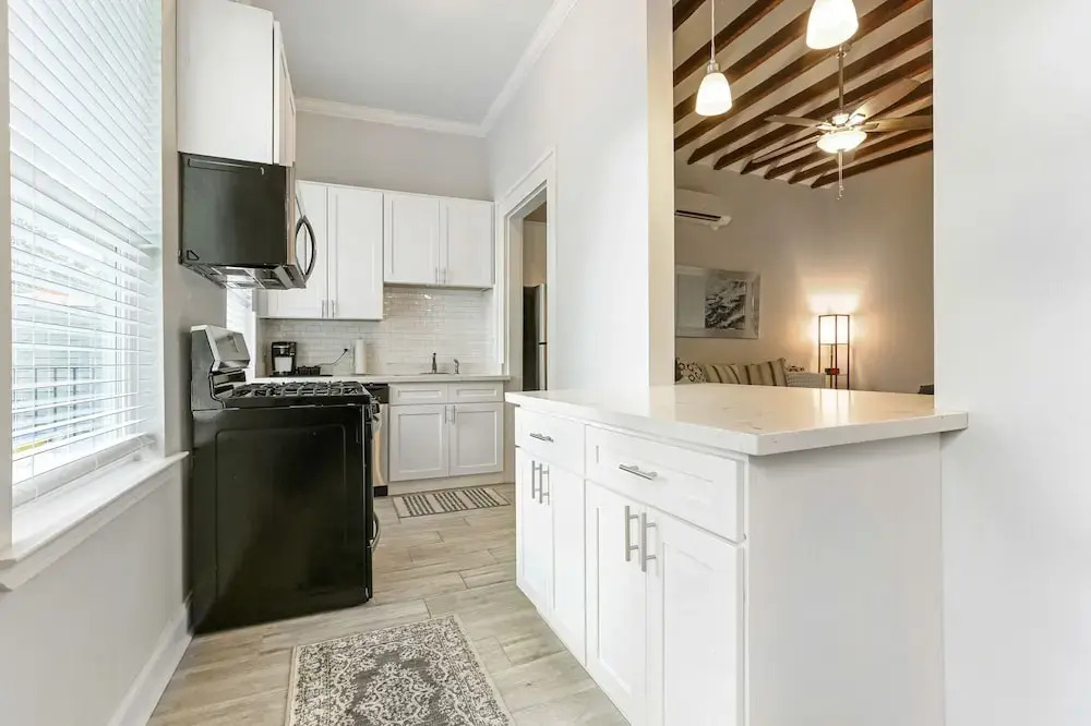 Charming Homes Close to French Quarter