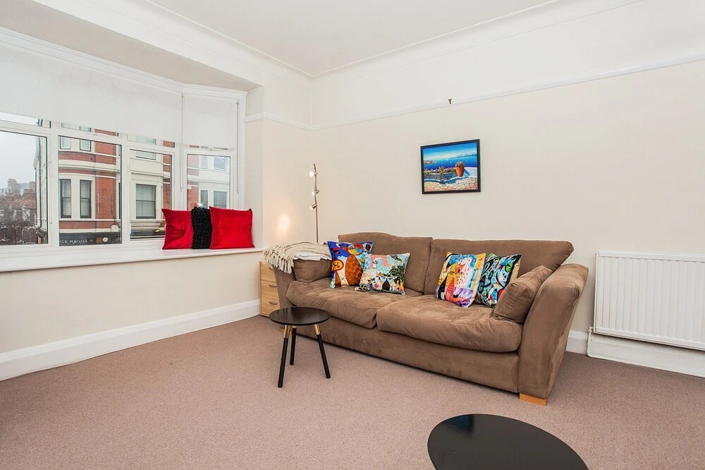 Spacious 2 Bedroom Flat in North West London