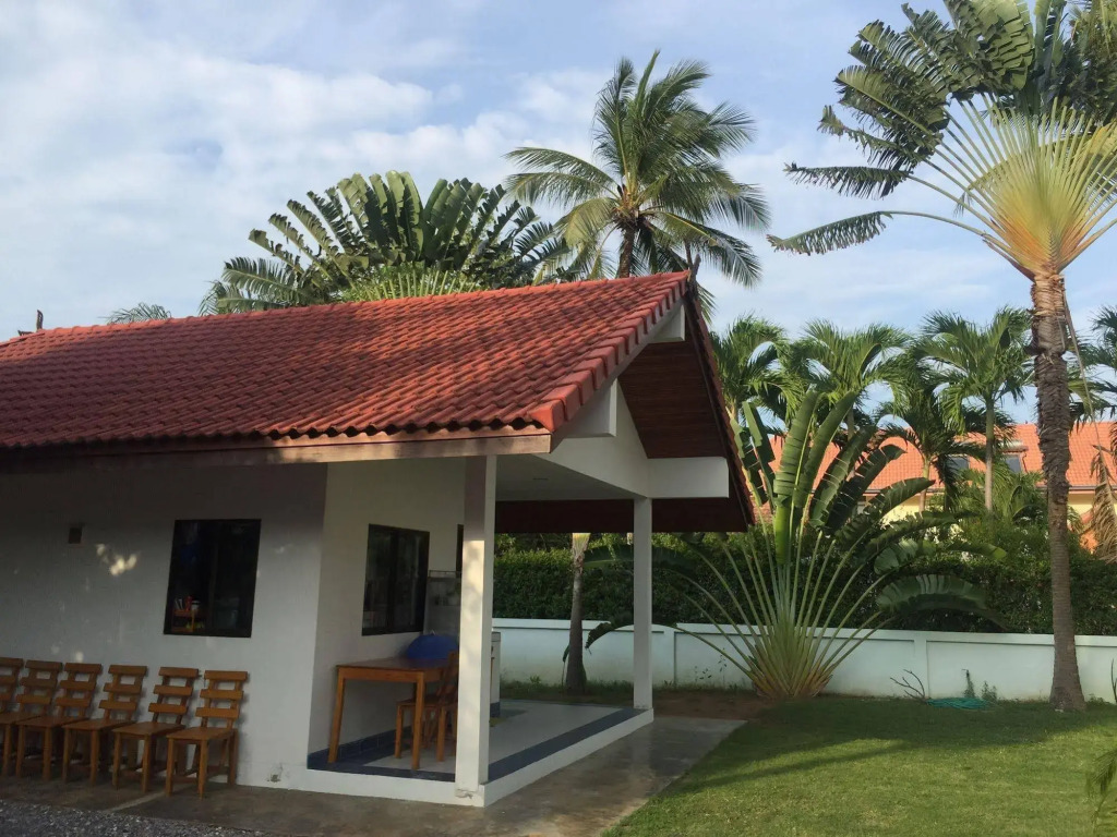 Lyndale Lodge