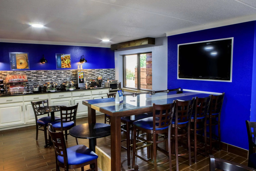 Best Western Celebration Inn & Suites