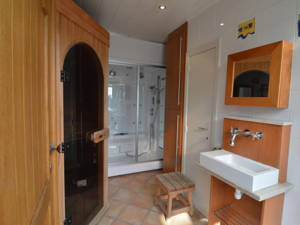 Villa in Middelkerke near the Beach