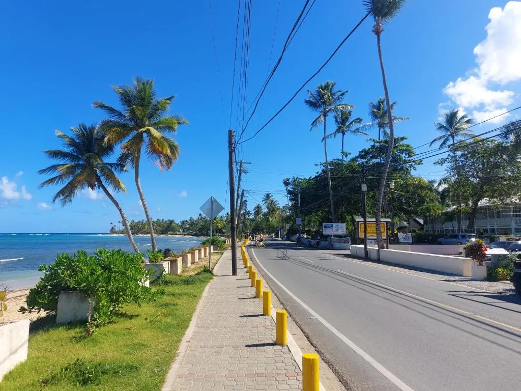 Charming 1 bdr apt w/ pool 5min Popi beach