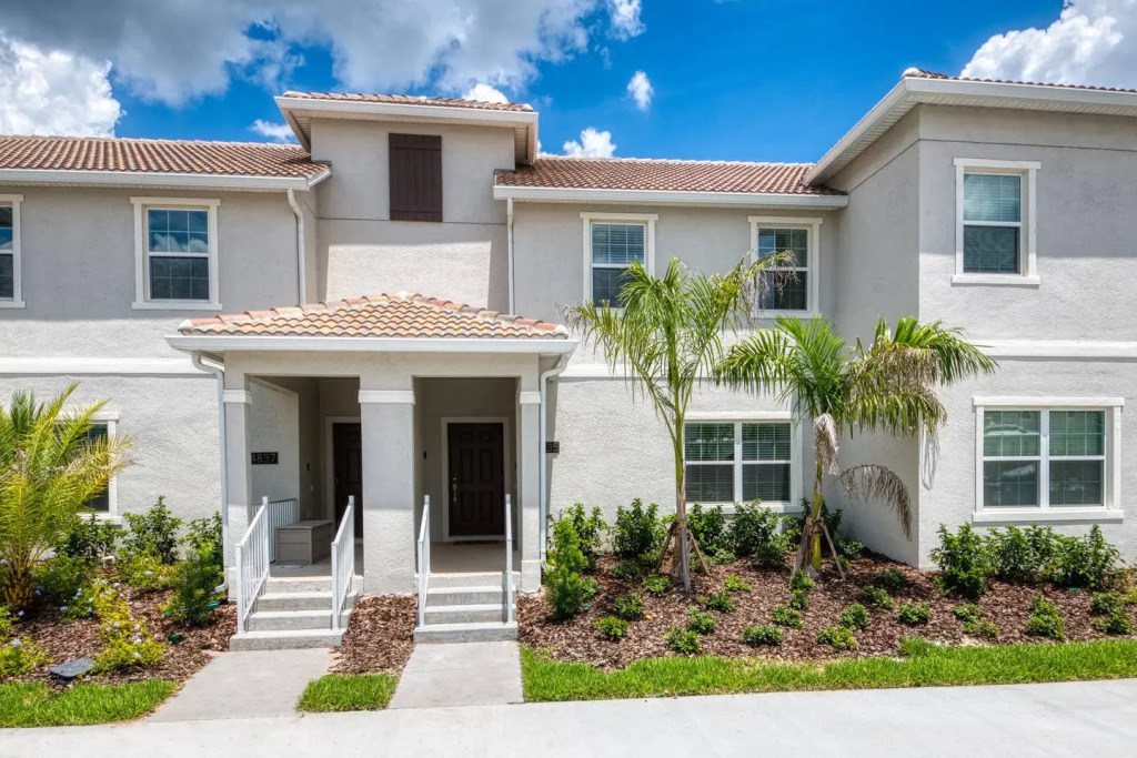 Pleasant house in Storey Lake with a nice private pool