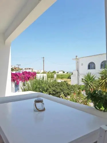 Yiannis Studios