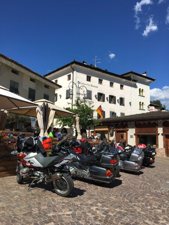 Historic Hotel Ristorante La Stua