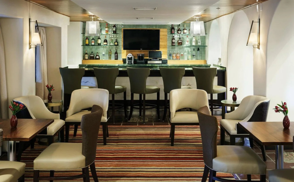 Triada Palm Springs, Autograph Collection