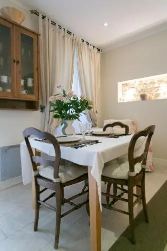 Quartier Latin Apartments 3 Apartments to choose