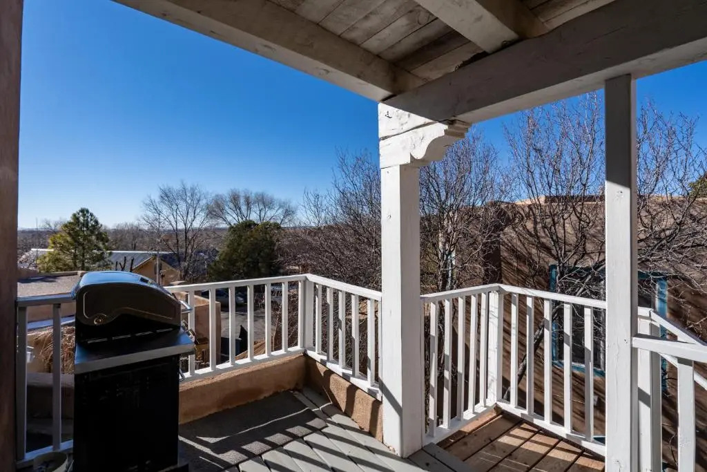 Casa Viva, 2 Bedrooms, Walk to Plaza, Fireplace, Pet Friendly, Sleeps 5