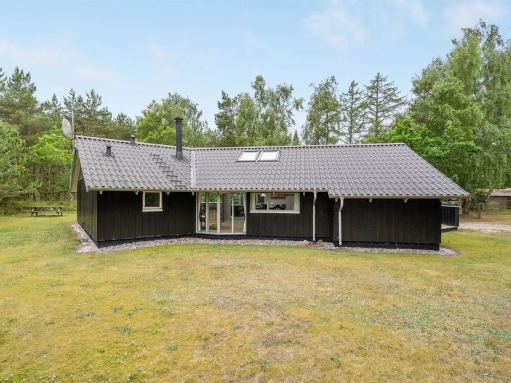 Holiday Home Selver - 250m from the sea by Interhome