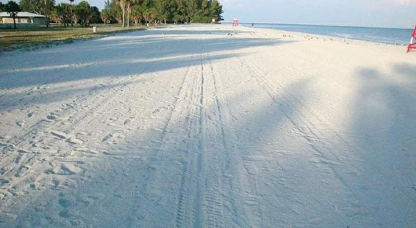 Sabal Palms Inn