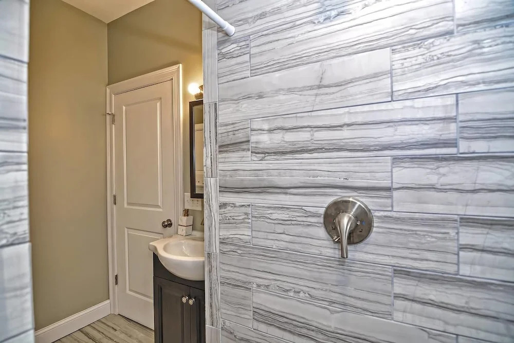 2br/1ba Apt in Authentic North End by Domio