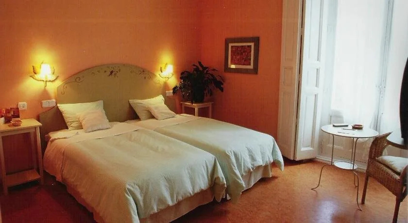 Hostal Fornos