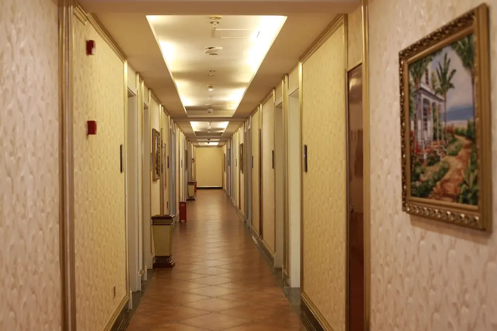 Shanglin Junhao Holiday Hotel