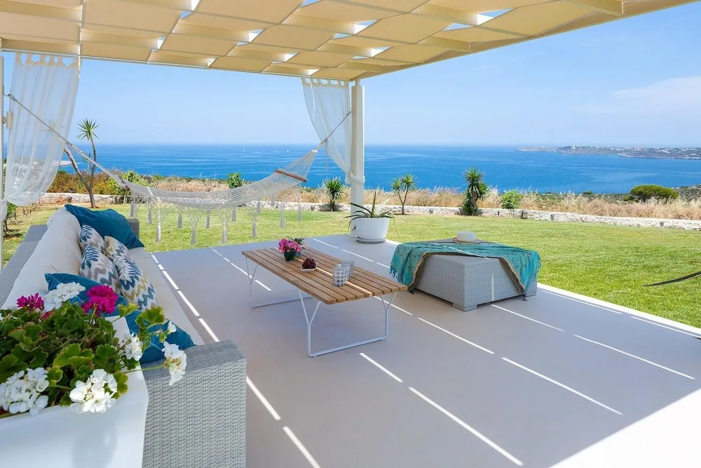 Elias Luxury Villa
