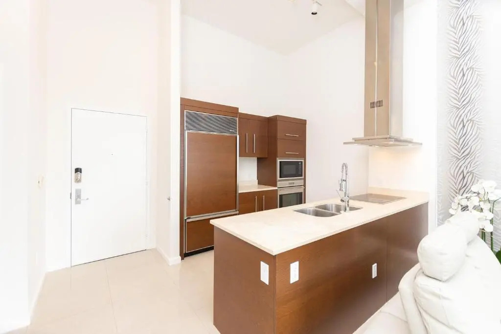 Icon Tower Miami 5*