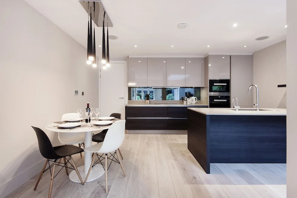 Homely And Chic 2 Bed Apartment