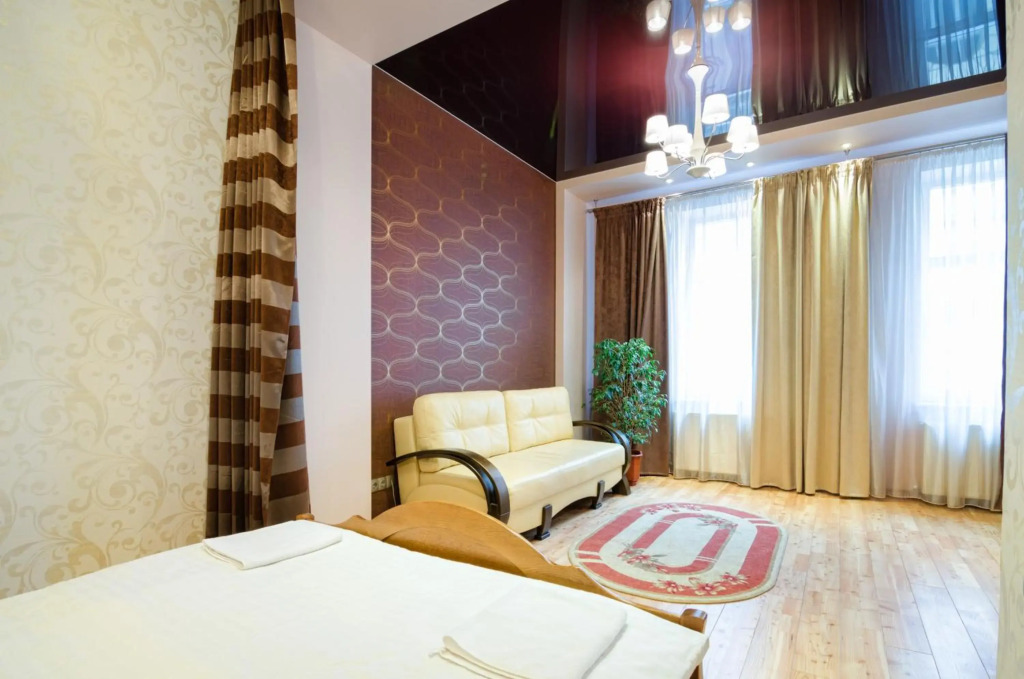 LEOGRAND Apartments on Doroshenka 34