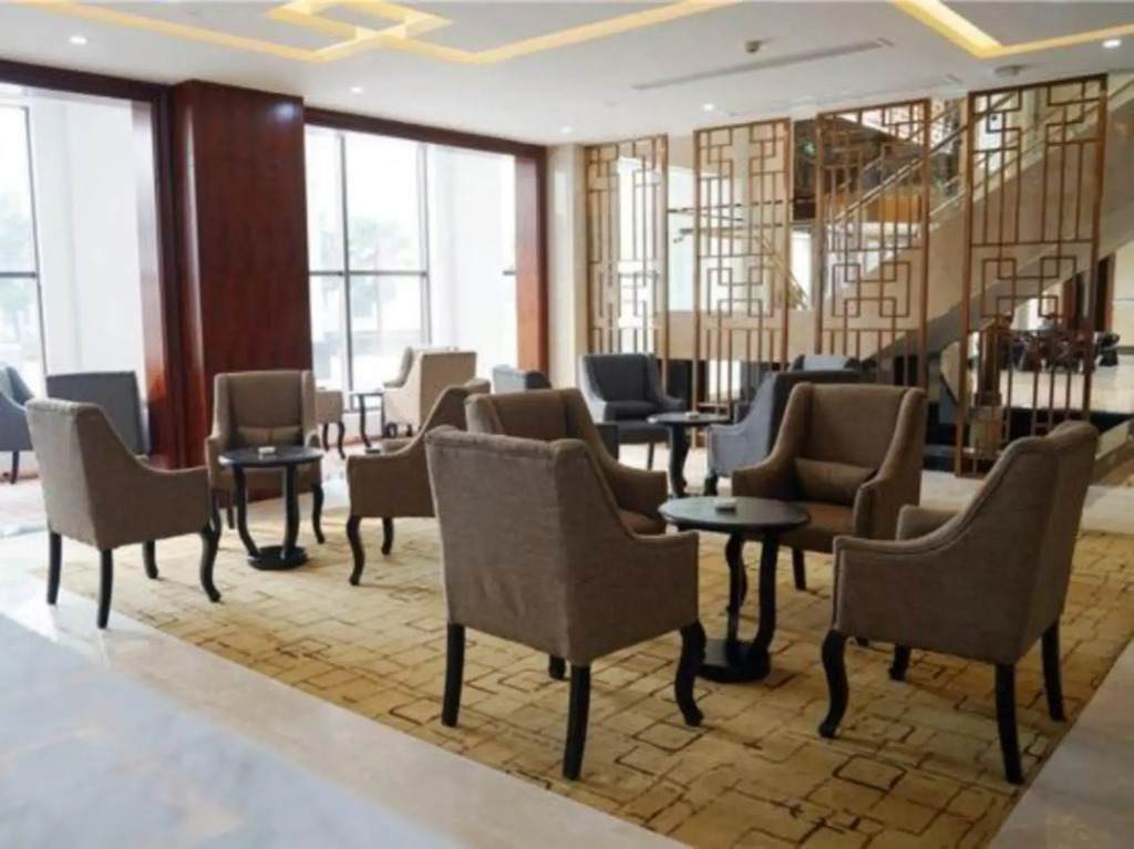 Longhua Ying Hotel