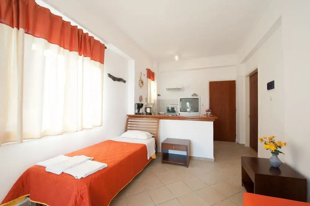 Zarkadis Beach Apartments