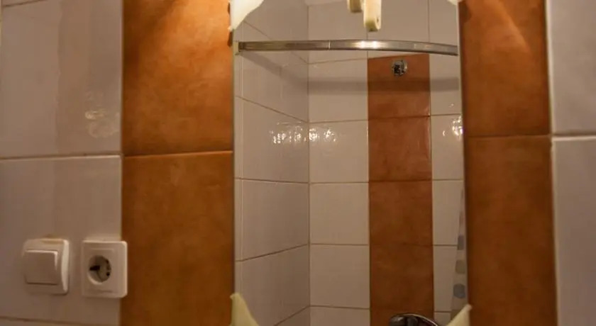 Chic Artistic Central Double Studio
