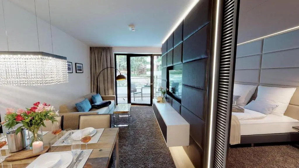 White Pearl Apartment 0.09