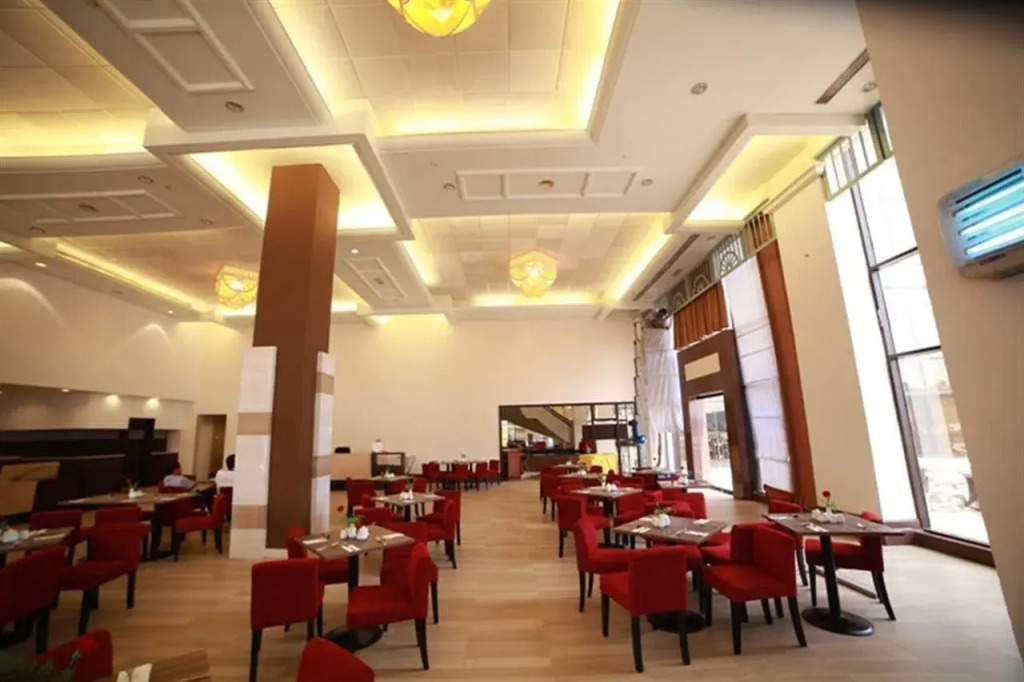 Grand Riverview Hotel