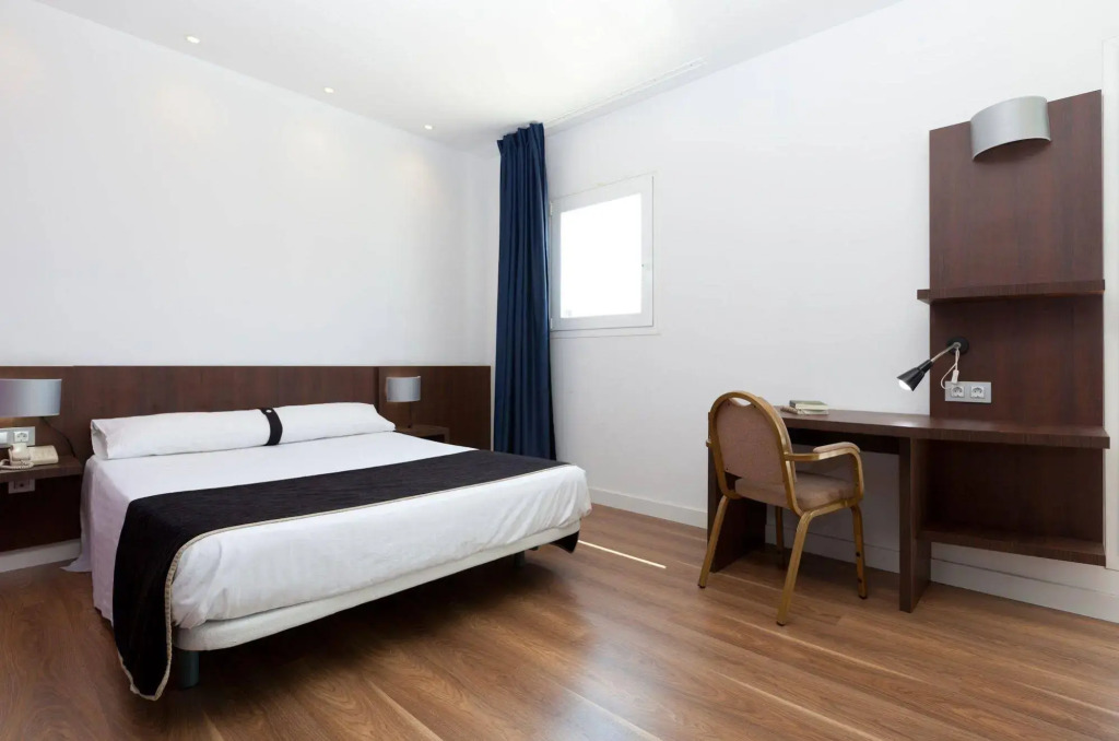 Hotel Olympia Universidades