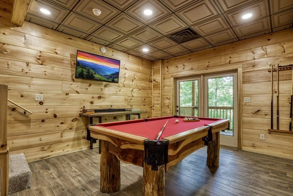 ERN824 - Best Days - Great Location! Close To Town! cabin