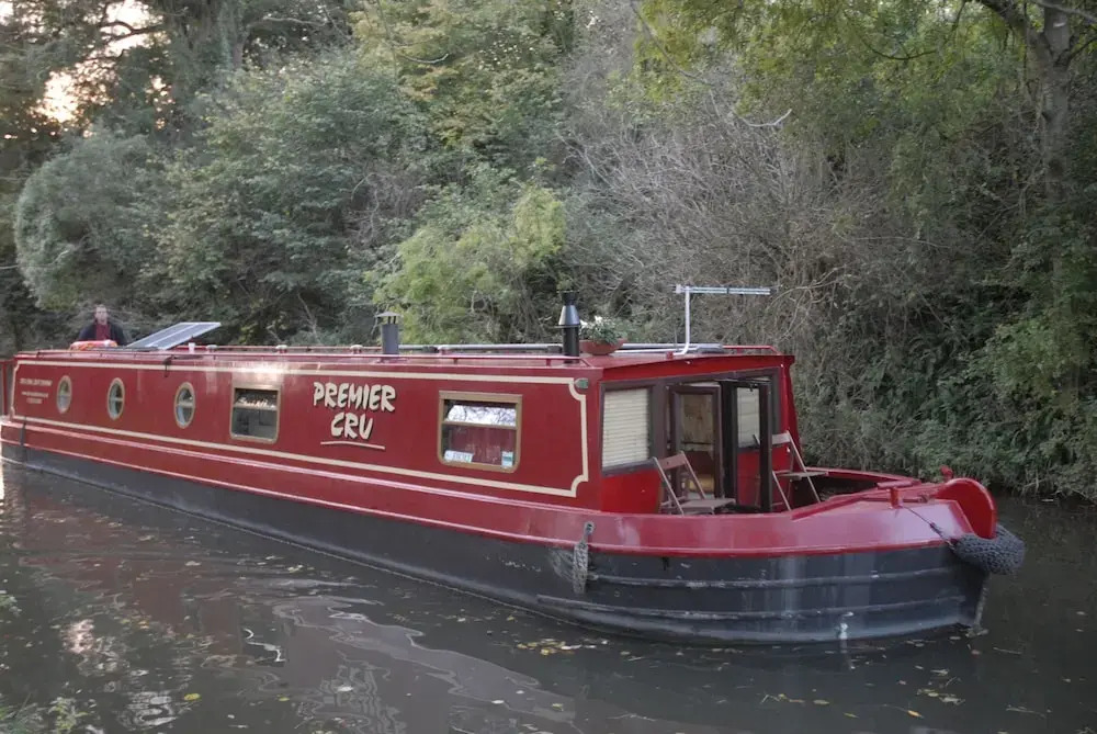 The Cru Houseboats