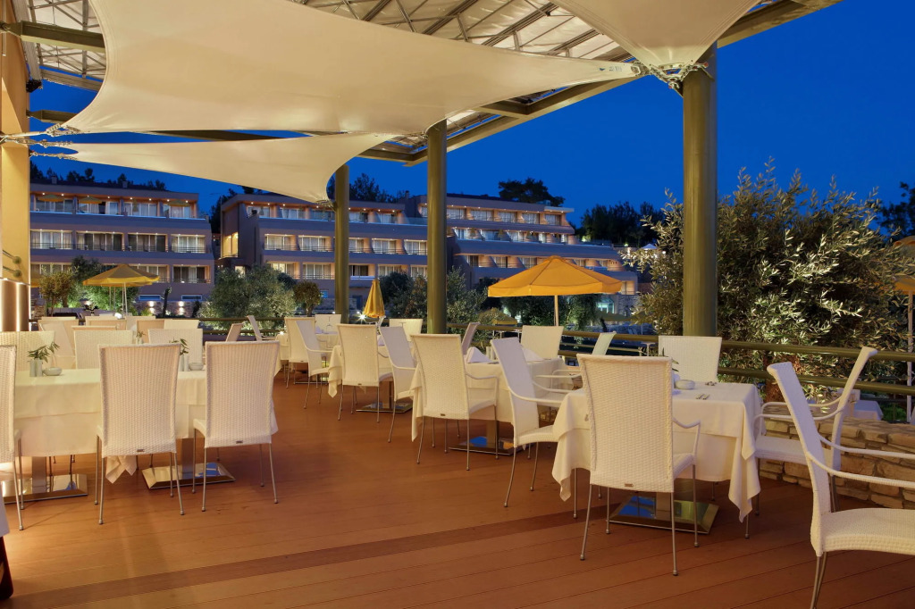 Royal Paradise Beach Resort & Spa