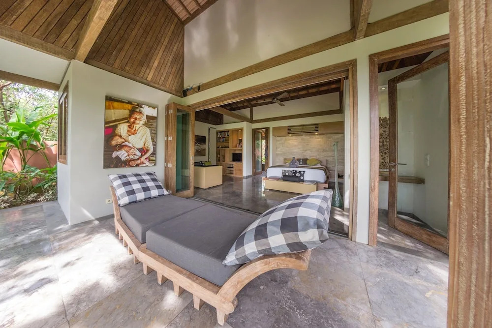 Villa Sembuh