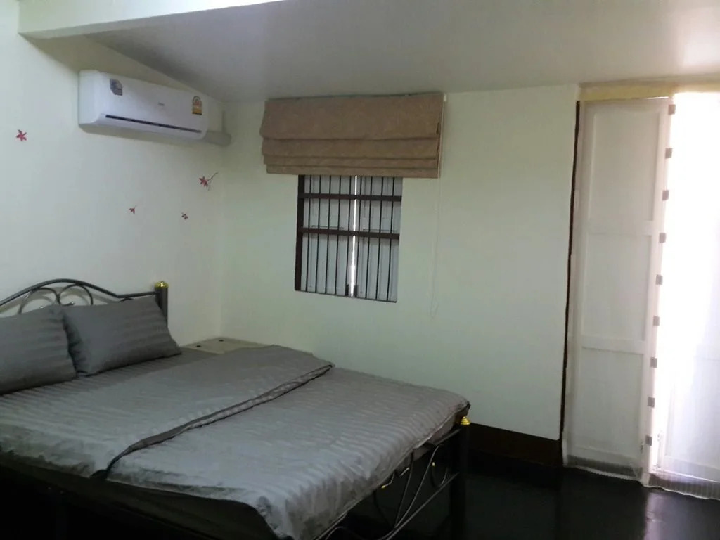 Green Box Hostel
