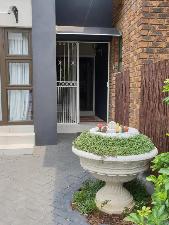 House Mulberry Guesthouse
