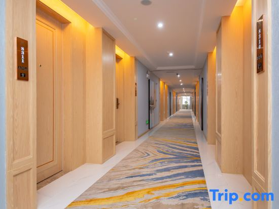 Vienna Hotel （Hanchuan Xinhe Store）