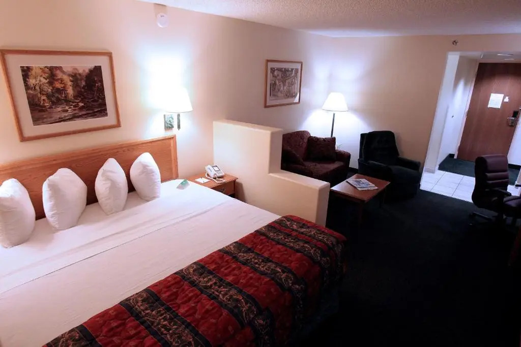 Gateway Studio Suites